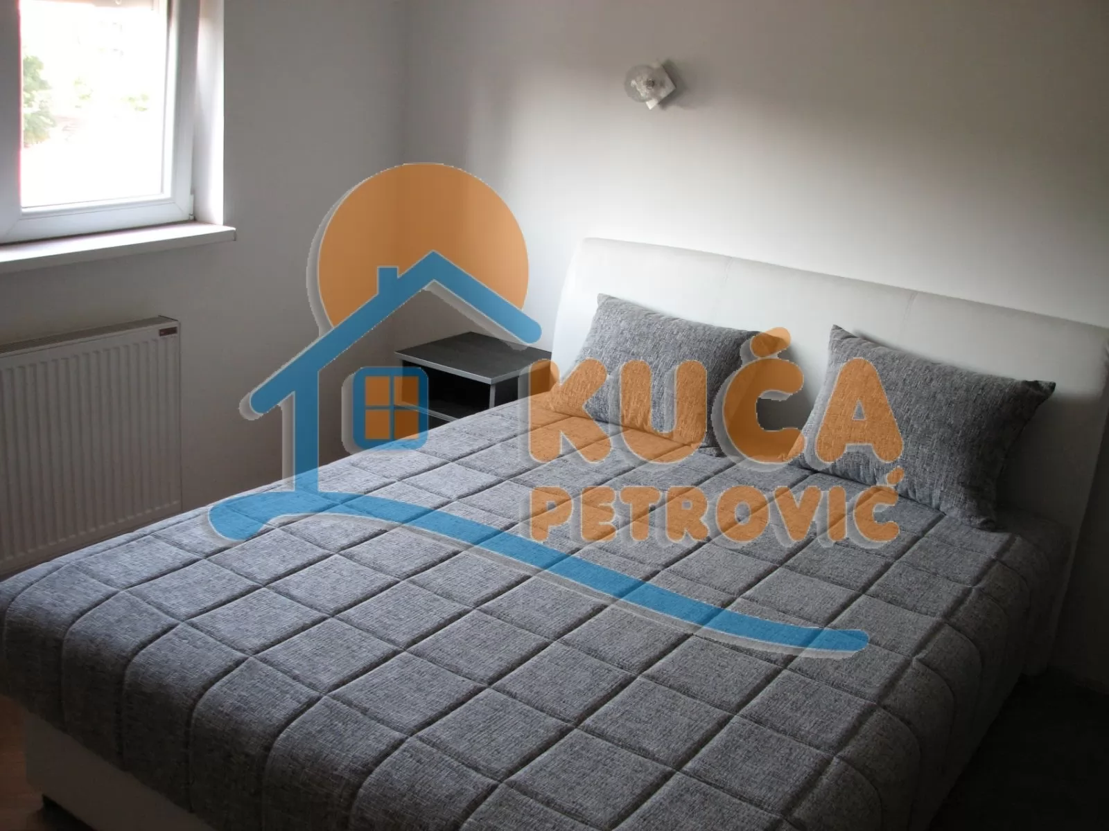 Dvosoban stan, 65 m2, Crveni Pevac, Vožda Karađorđa ID: i-02912 9