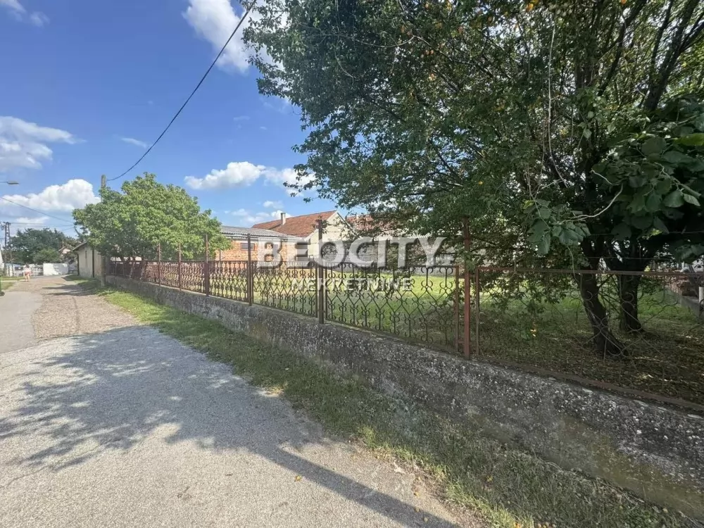 Plac, Ledinci ID: 133299 2