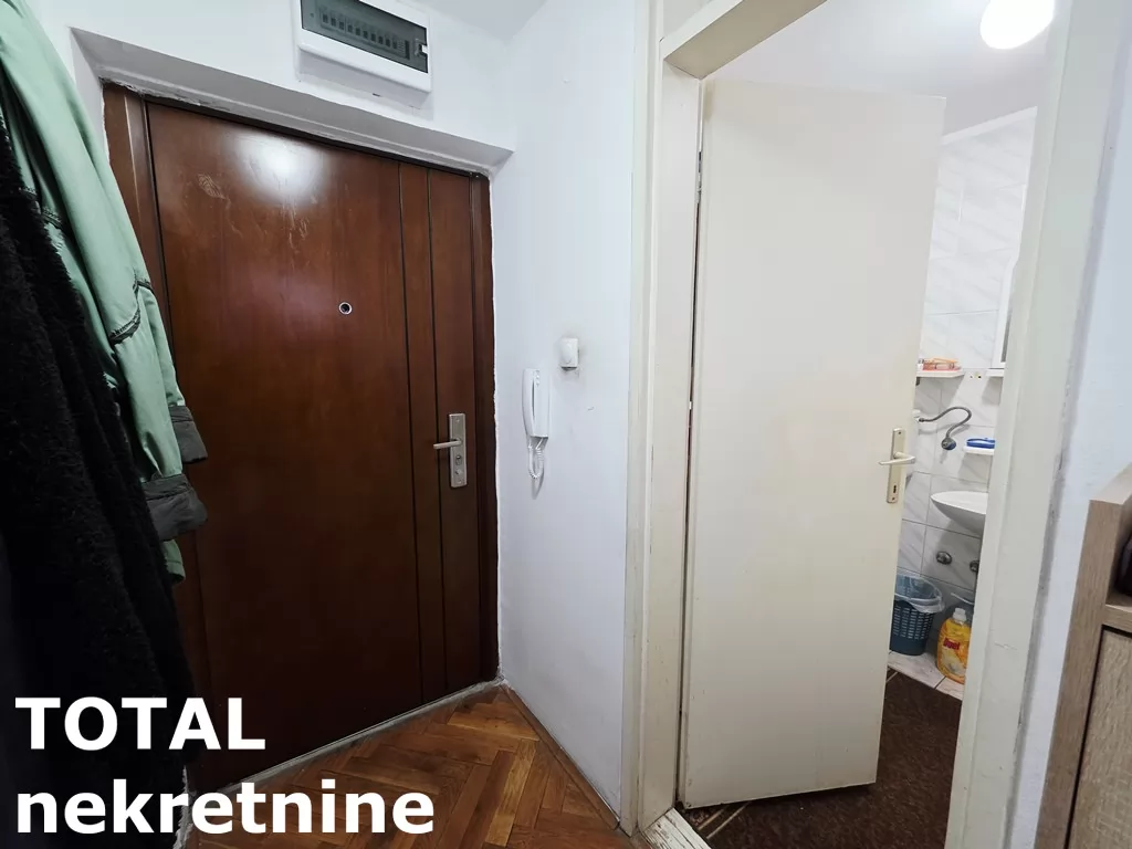 Stan,NOVI SAD,AVIJACIJA,kv: 33.00, € 87000, ID: 1102813 7