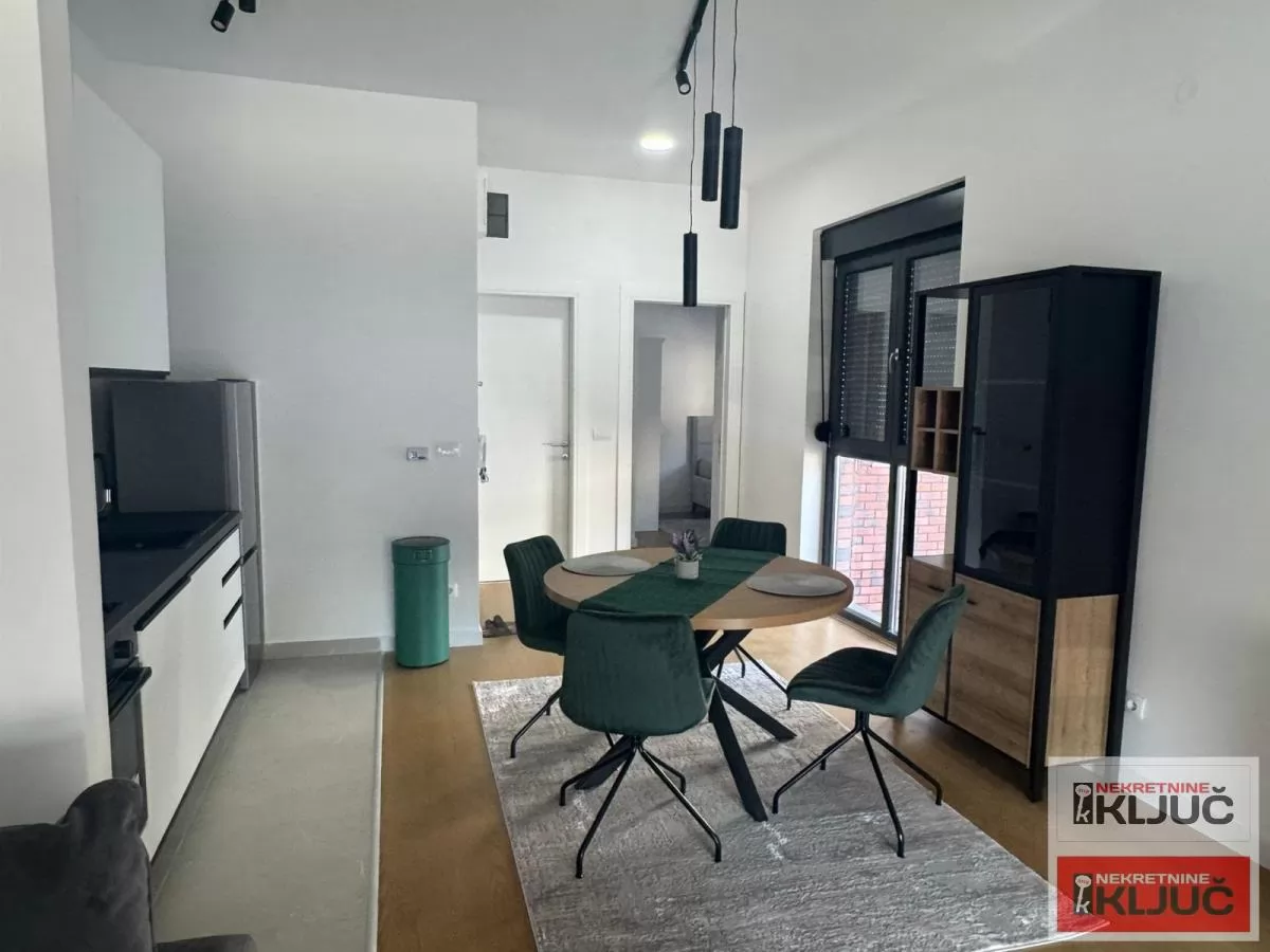TELEP IZDAJE SE JEDNOIPOSOBAN MODERNO OPREMLJEN STAN 3