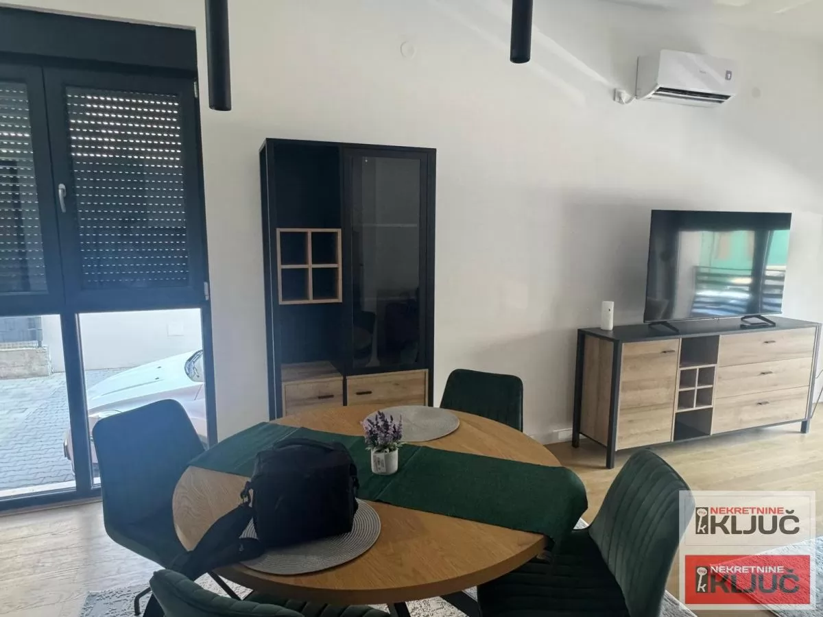 TELEP IZDAJE SE JEDNOIPOSOBAN MODERNO OPREMLJEN STAN 7