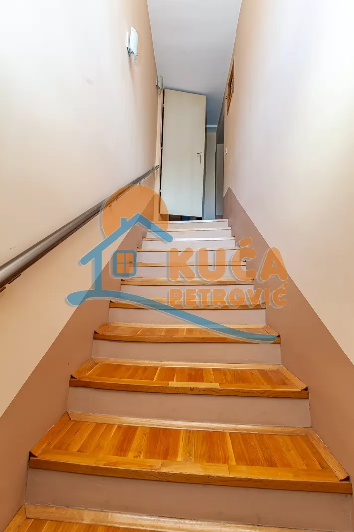 četvorosobna kuća, 333 m2, Rasadnik, Svetolika Rankovića ID: p-016844 15