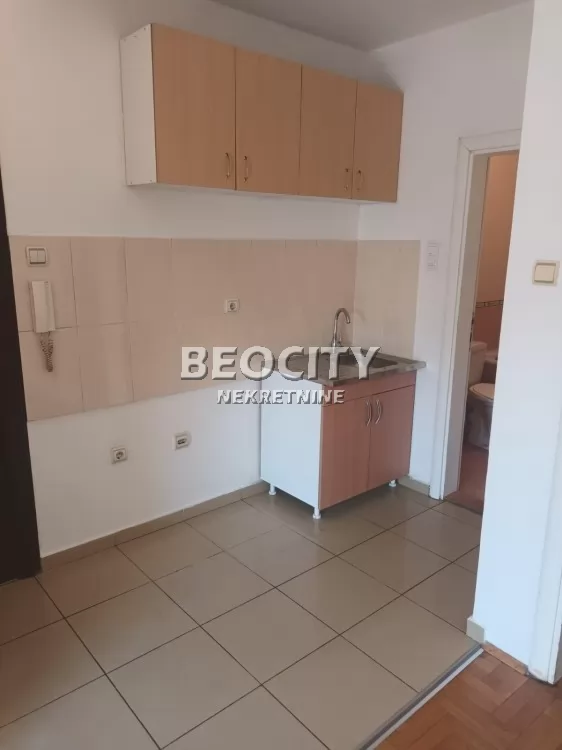 Dvosoban stan, 30 m2, Futoška, Ćirpanova ID: 133390 1