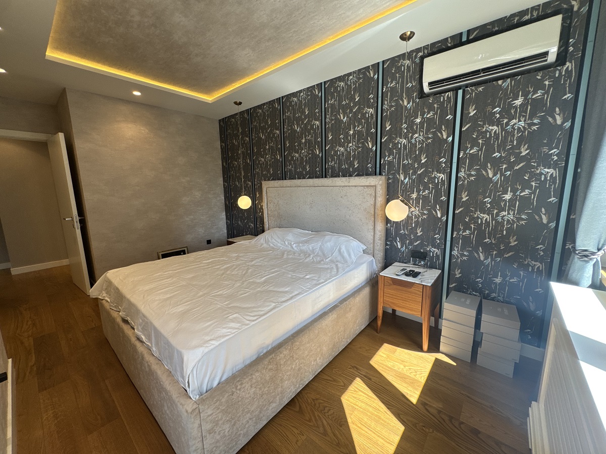 Namešten dvosoban stan od 67 m² u Kapijama Vračara 4