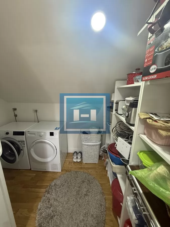 Kuća u koju se useljavate bez ijednog dodatnog ulaganja – luksuz, kvalitet i sigurnost na jednom mestu! 35