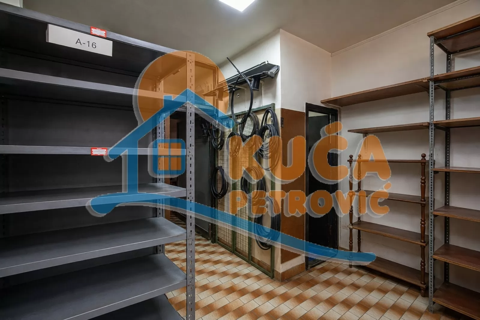 Lokal, 150 m2, Obilićev Venac, Obilićev venac ID: p-016846 1