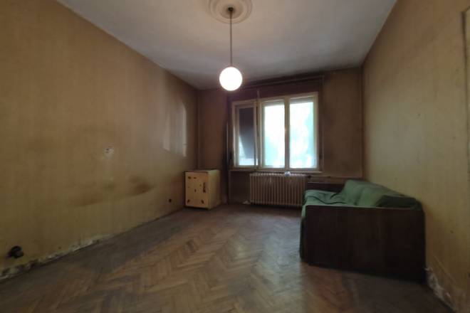 Dvosoban stan u ulici Desanke Maksimović  56m2 5