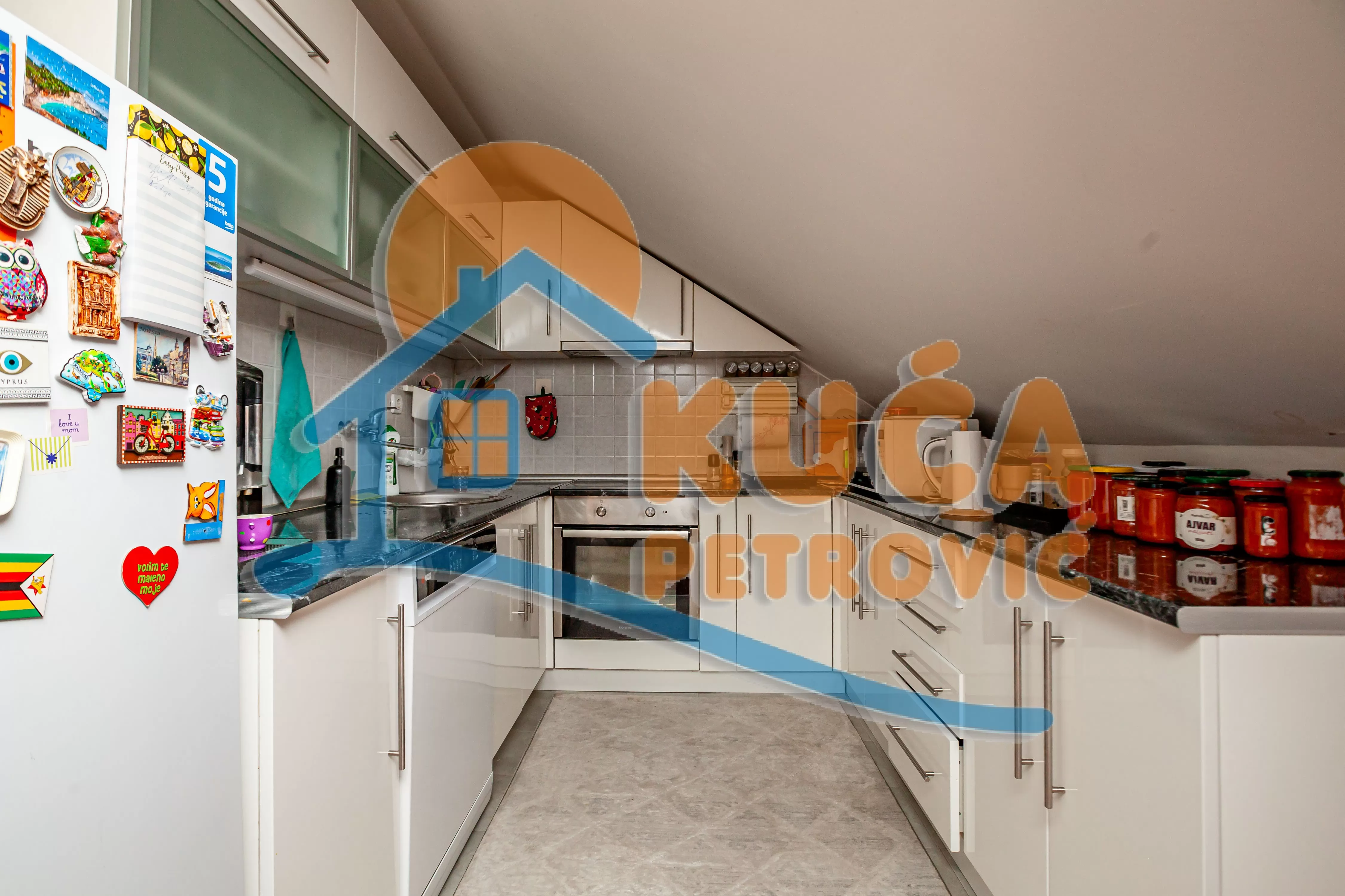 Trosoban stan, 73 m2, Ćele kula, Nevesinjska ID: p-016845 4