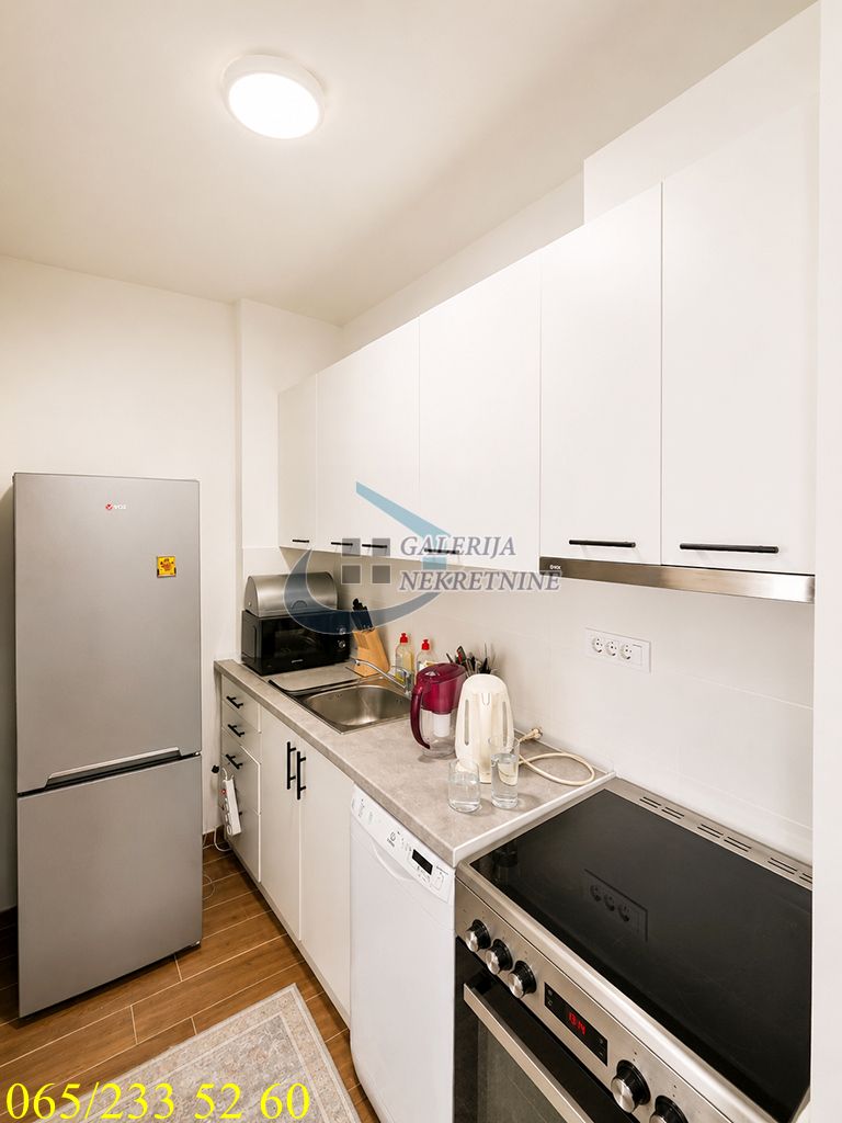 Inđija  Centar   Dunavska 36m2 3