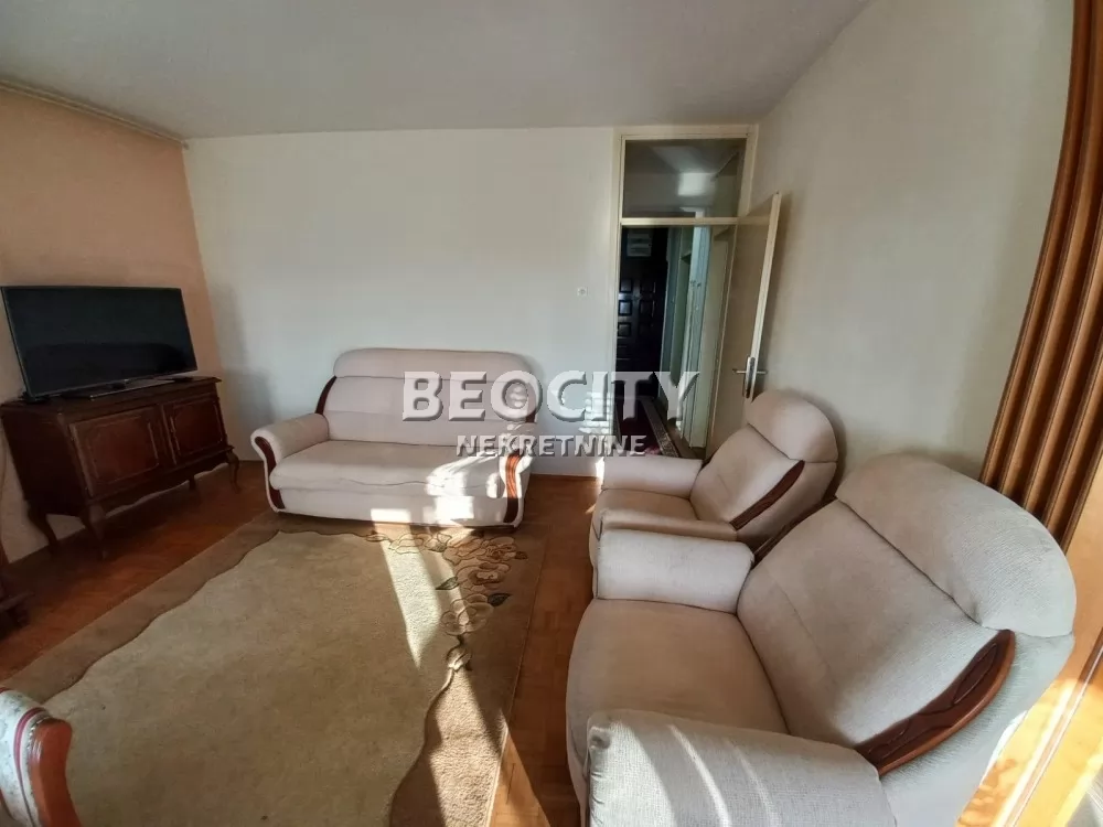 Dvosoban stan, 62 m2, Liman 3, Bulevar cara Lazara ID: 133520 2