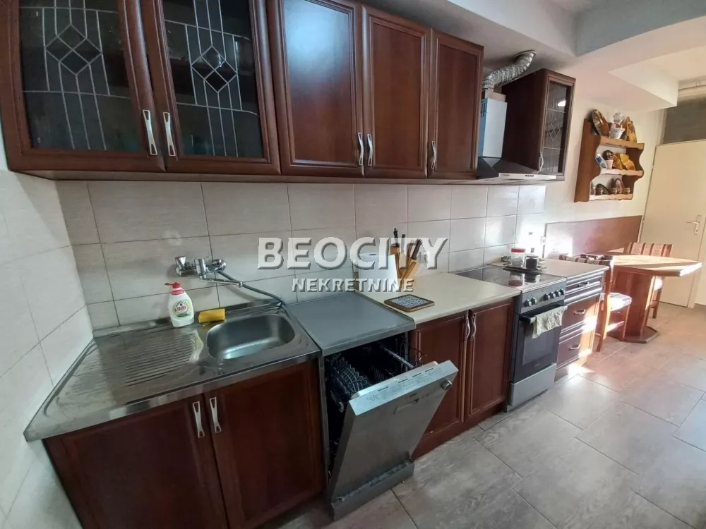 Dvosoban stan, 62 m2, Liman 3, Bulevar cara Lazara ID: 133520 5
