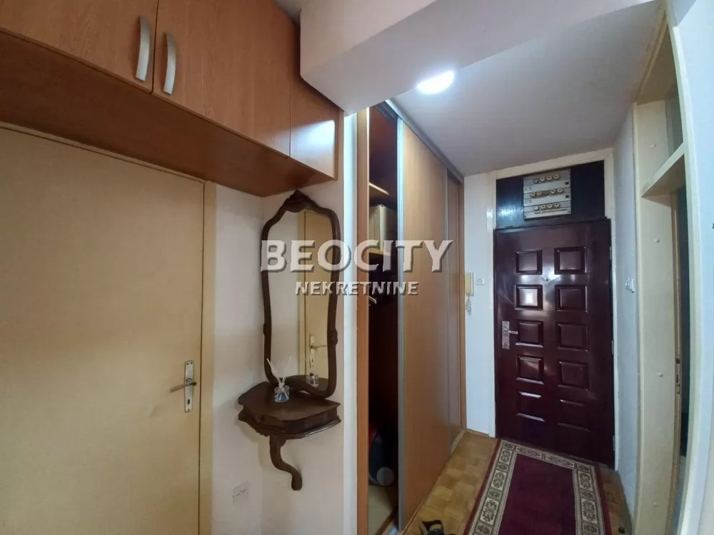 Dvosoban stan, 62 m2, Liman 3, Bulevar cara Lazara ID: 133520 9