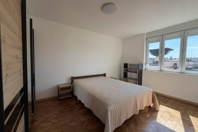 Renoviran 2 0 stan u ulici Jovana Avakumovića 33m2 3
