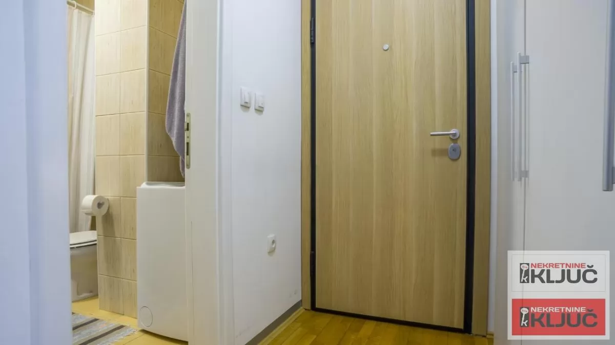 SAJMIŠTE, 42m2, Jednoiposoban, Namešten 8