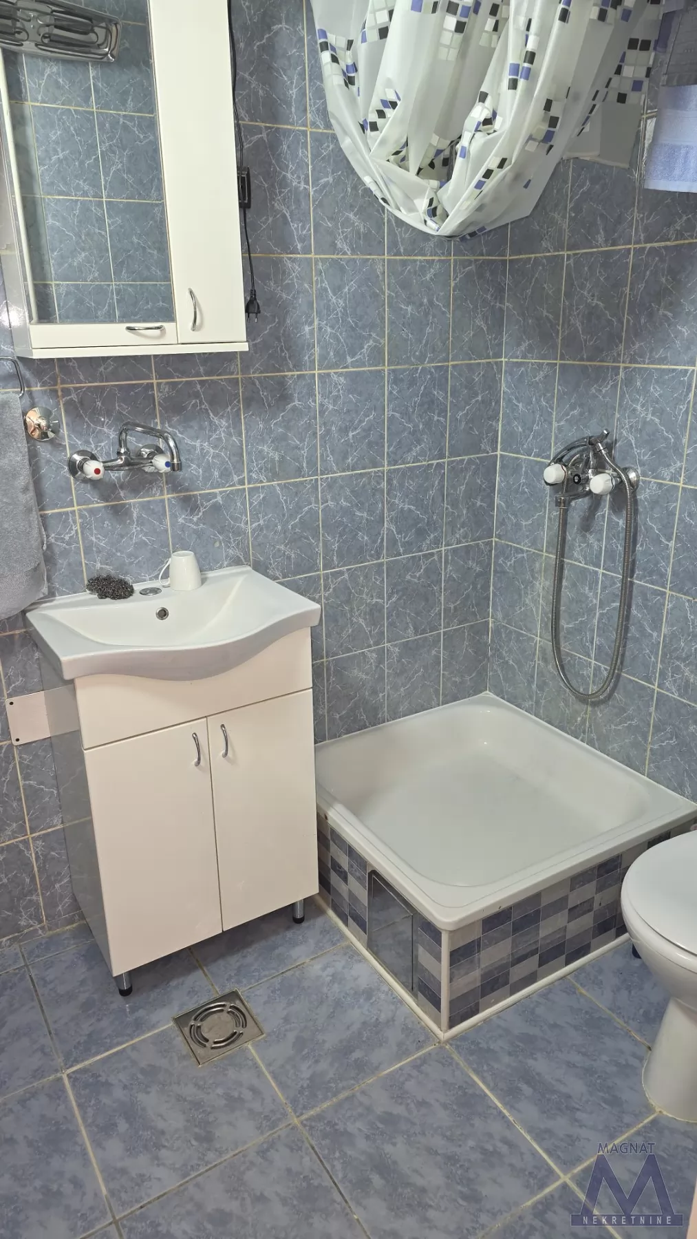 Stan,NOVI SAD,BULEVAR,kv: 13, € 41200, ID: 1019394 6