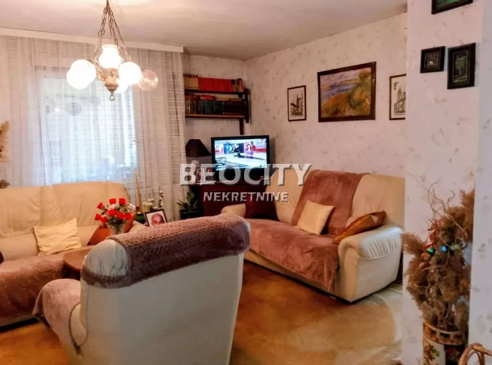 Trosoban stan, 74 m2, Novo naselje, Dušana Danilovića ID: 132570 1