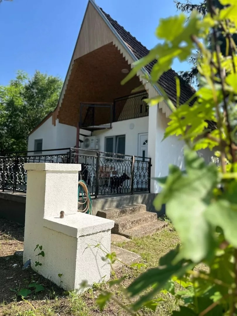 Prodaje se vikendica u Kajtasovu Bela Crkva 1