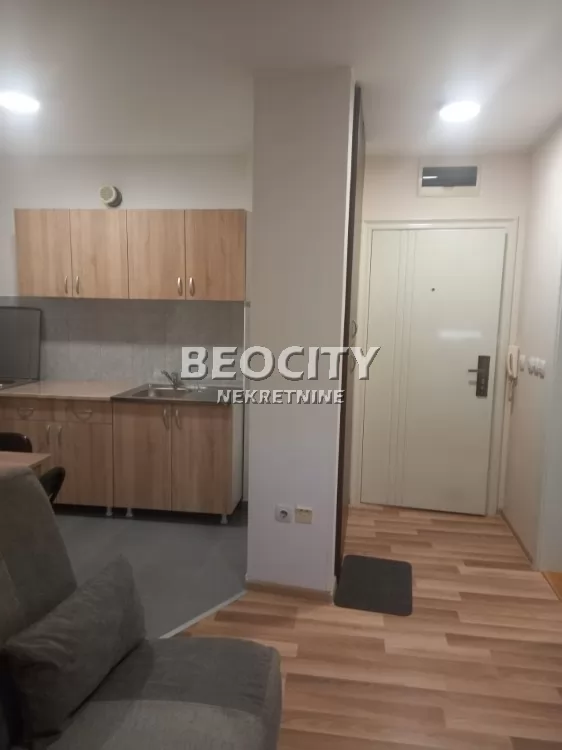 Dvosoban stan, 30 m2, Adamovićevo naselje, Bulevar Evrope ID: 133546 5