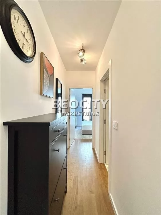 Dvosoban stan, 45 m2, Vukov spomenik, Banjska ID: 133000 3