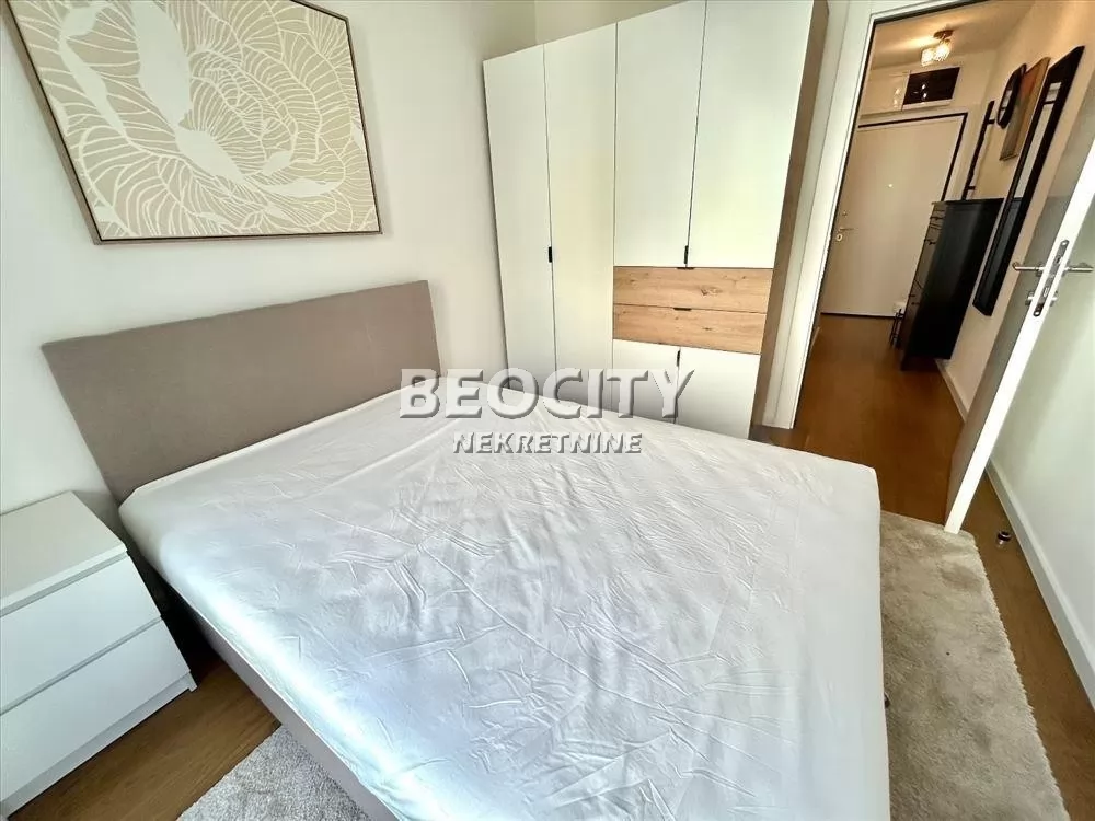 Dvosoban stan, 45 m2, Vukov spomenik, Banjska ID: 133000 5