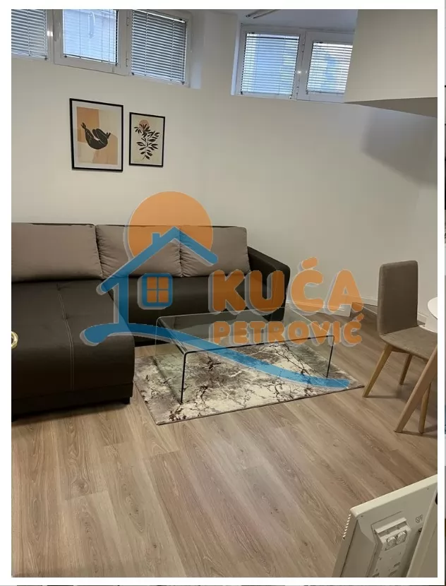 Dvosoban stan, 50 m2, Centar, Generala Bože Jankovića ID: p-016858 1