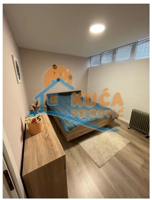Dvosoban stan, 50 m2, Centar, Generala Bože Jankovića ID: p-016858 8