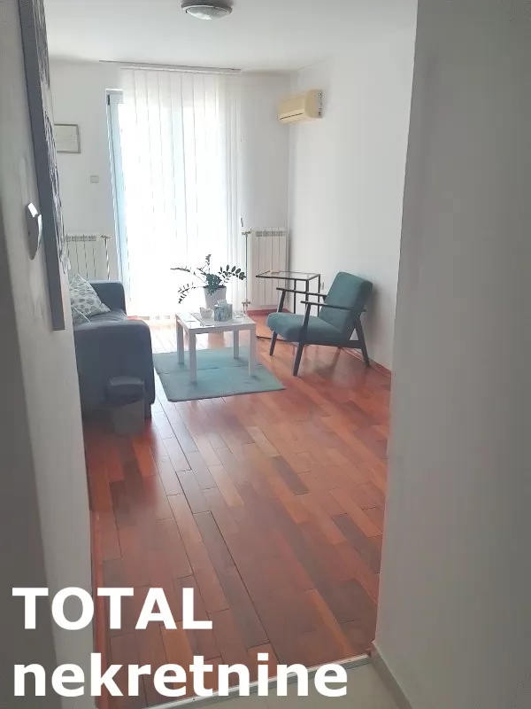 Stan,NOVI SAD,BULEVAR,kv: 28.00, € 113000, ID: 1102838 2
