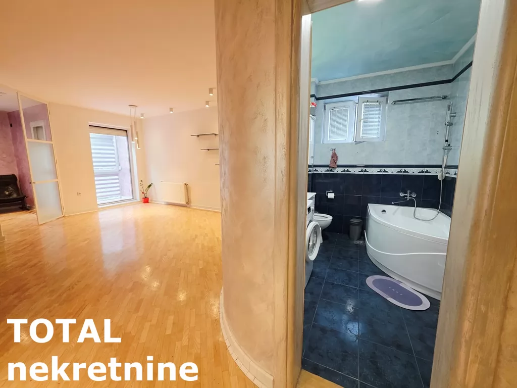 Stan,NOVI SAD,CENTAR,kv: 46.00, € 161000, ID: 1102815 10