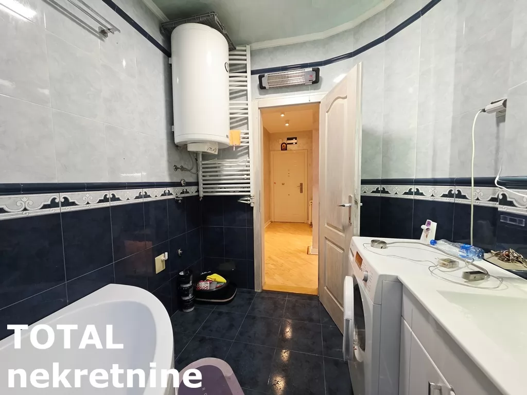 Stan,NOVI SAD,CENTAR,kv: 46.00, € 161000, ID: 1102815 9
