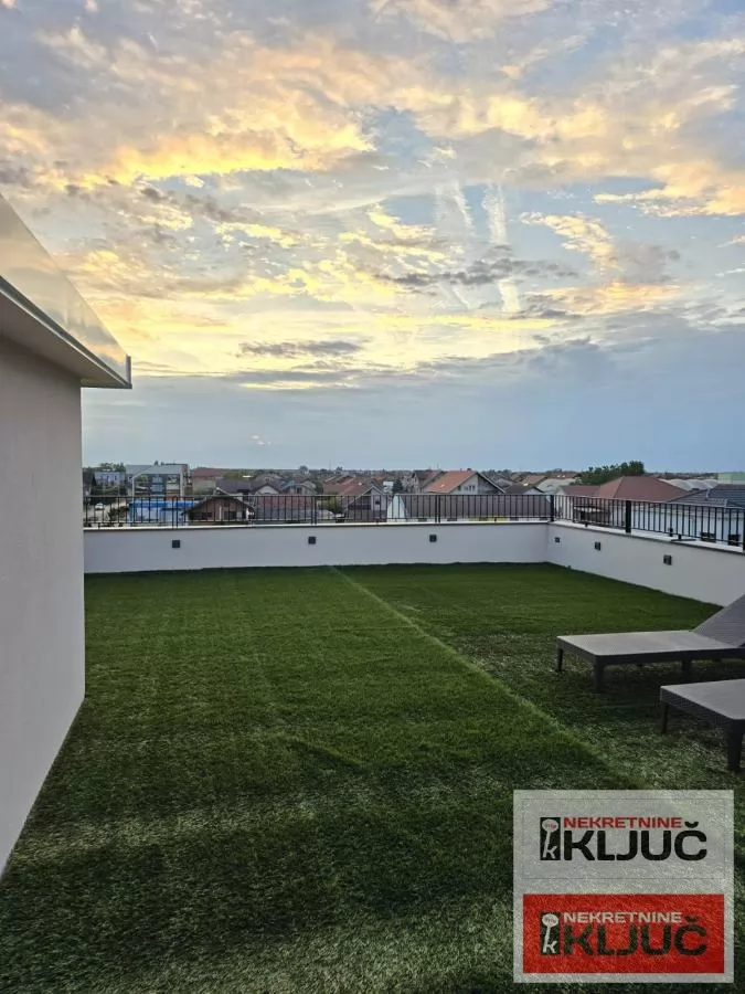 VETERNIČKA RAMPA, Četvorosoban, 87m2+krovna terasa, Namešten, Garaža, Parking 9