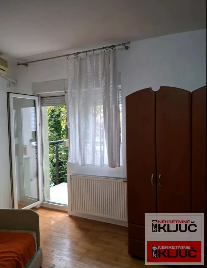 NOVO NASELJE IZDAJE SE DVOSOBAN NAMEŠTEN STAN 2