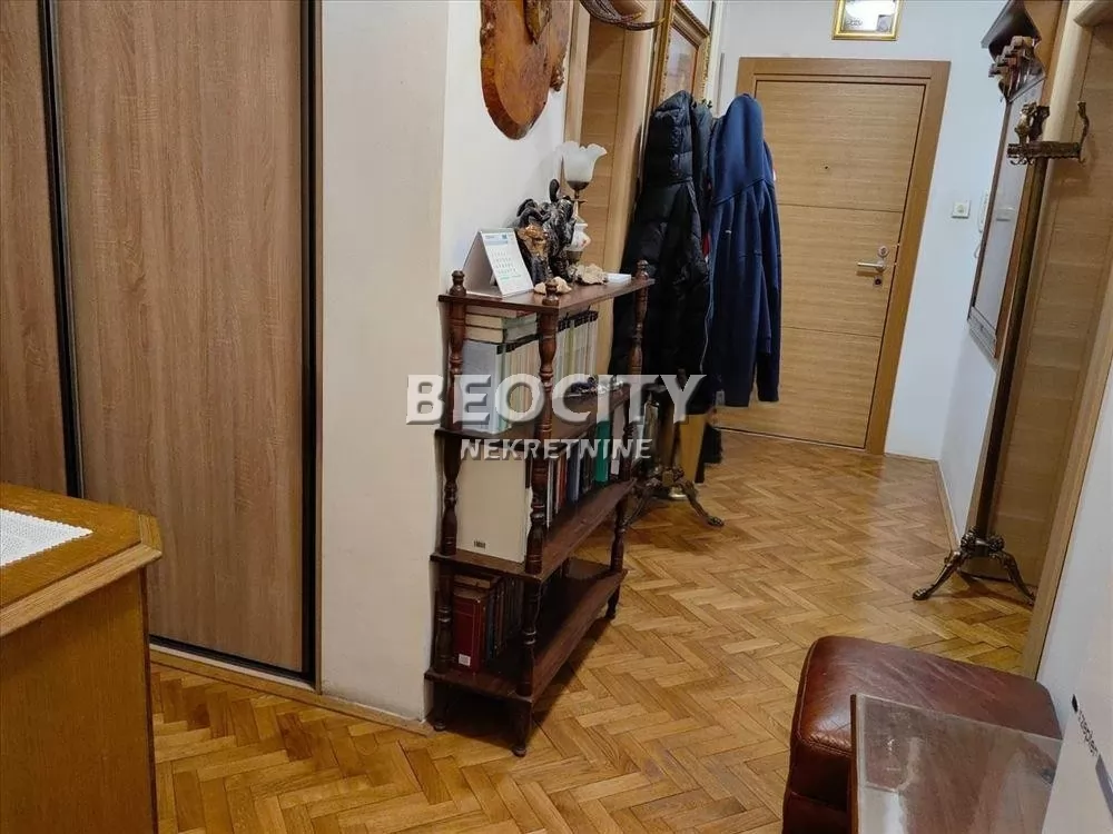 četvorosoban stan, 104 m2, Podbara, Milovana Glišića ID: 133613 10