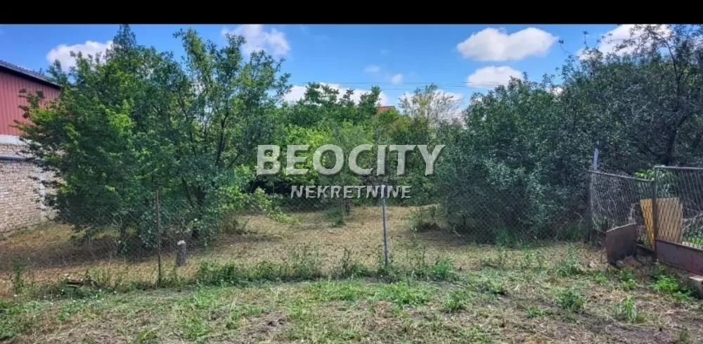 Plac, Kać ID: 131019 3