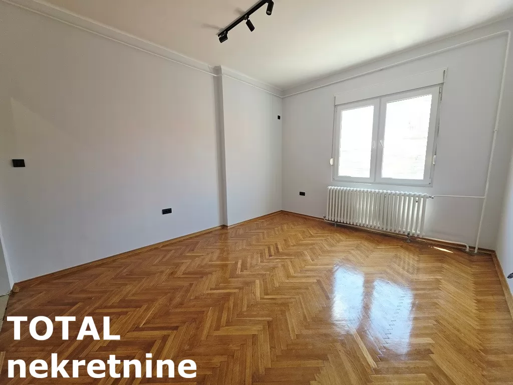 Stan,NOVI SAD,CENTAR,kv: 25.00, € 92000, ID: 1102841 1