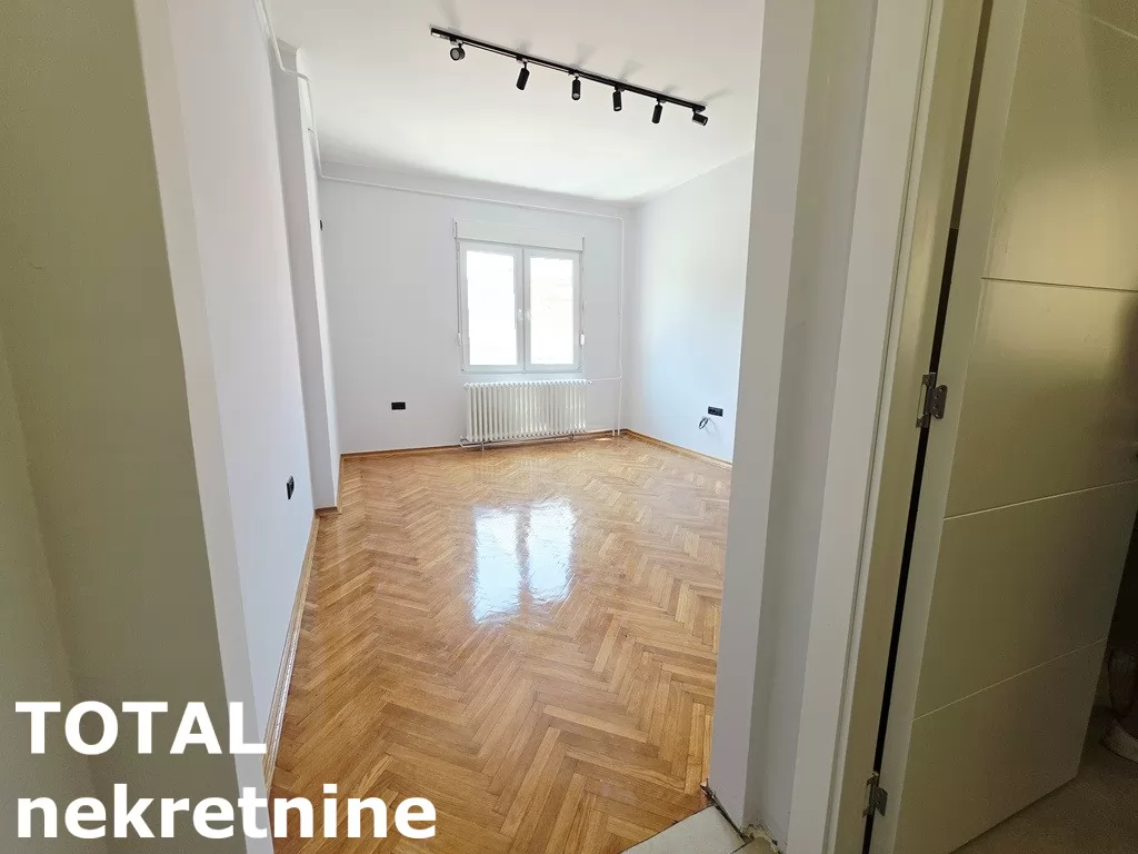 Stan,NOVI SAD,CENTAR,kv: 25.00, € 92000, ID: 1102841 4