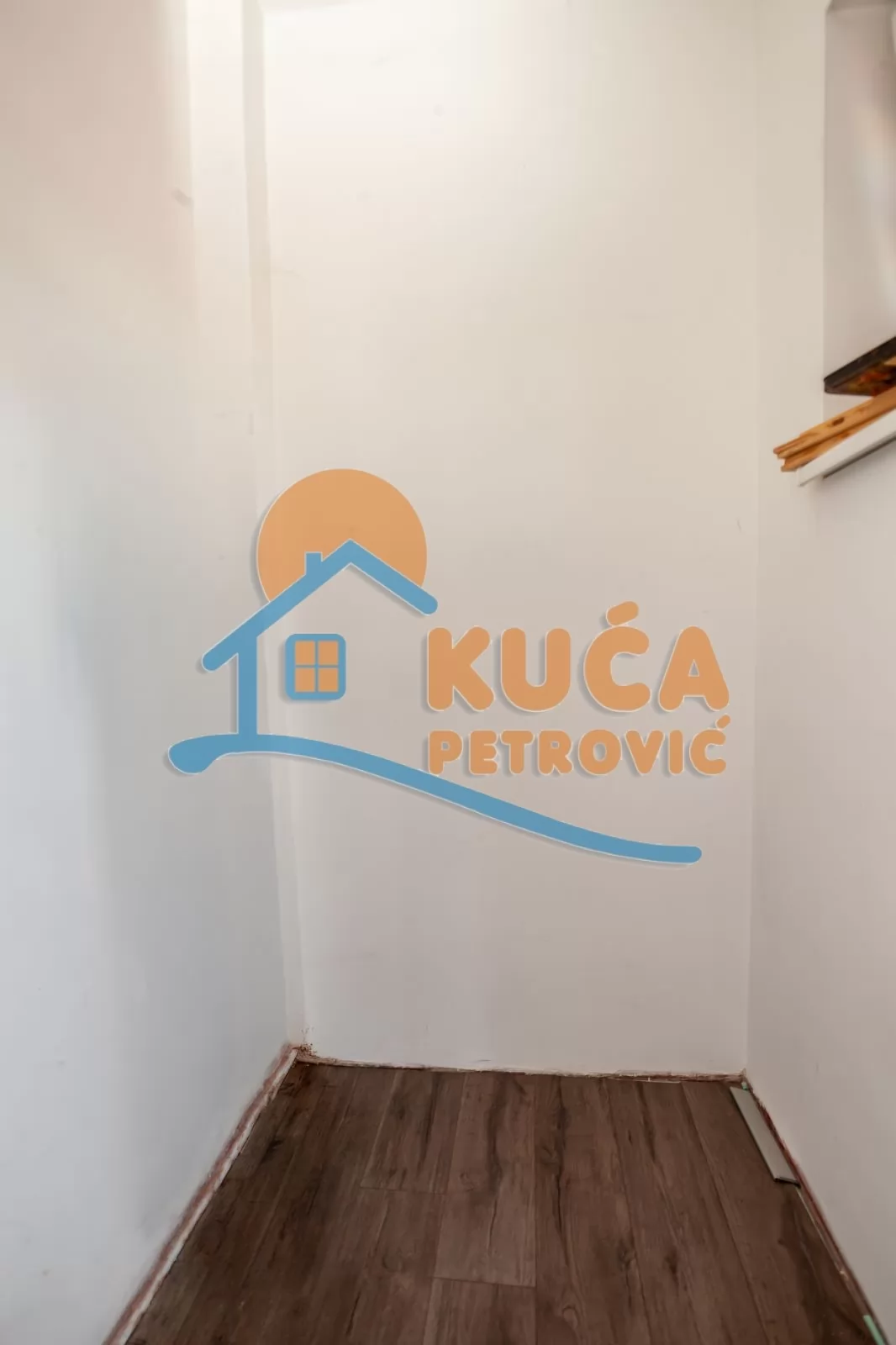 Dvosoban stan, 56 m2, Centar, Generala Milojka Lešjanina ID: i-016868 9