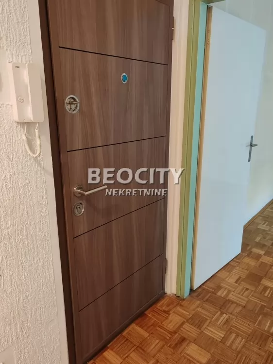 Dvosoban stan, 68 m2, Kanarevo brdo, Borska ID: 133657 2