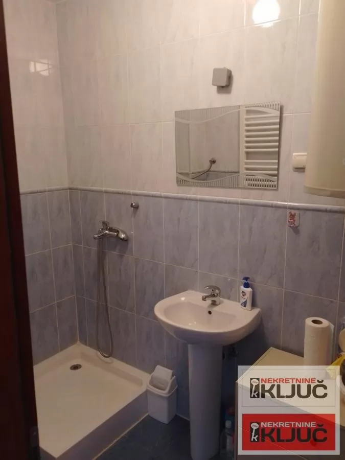 Jednosoban 28 m², Bulevar Oslobođenja, Novi Sad 7