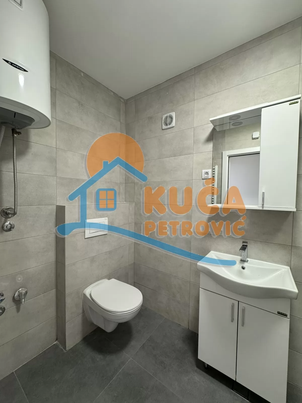 Jednosoban stan, 53 m2, Centar, Cara Dušana ID: i-016870 8