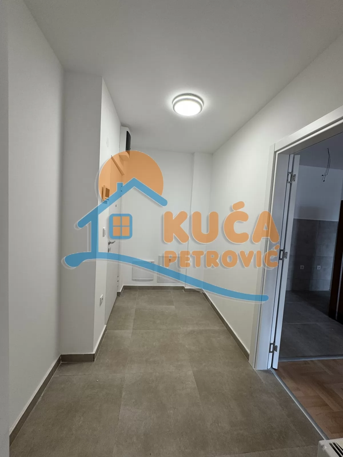 Jednosoban stan, 53 m2, Centar, Cara Dušana ID: i-016870 9