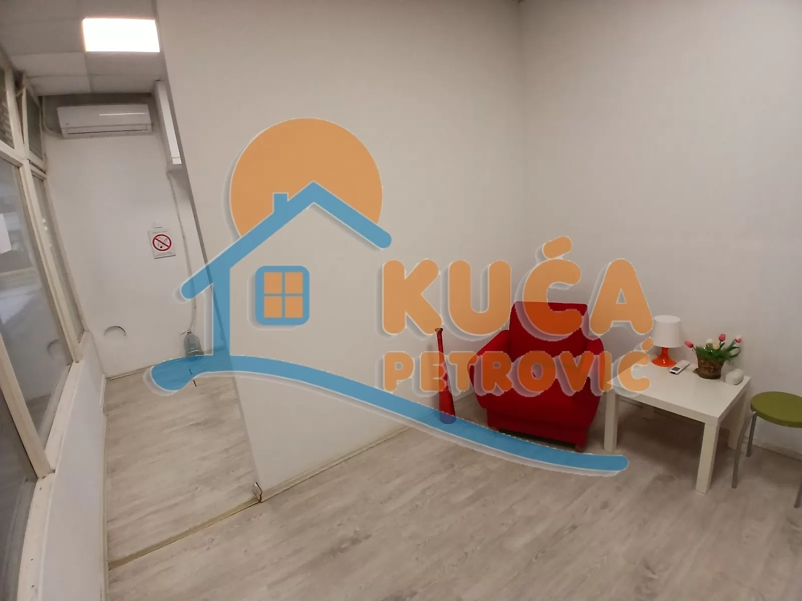 Lokal, 26 m2, Medijana, Bulevar Nemanjića ID: i-016871 2