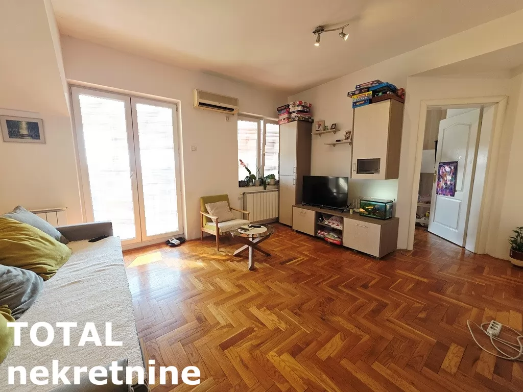 Stan,NOVI SAD,BULEVAR EVROPE,kv: 41.00, € 119000, ID: 1102824 1