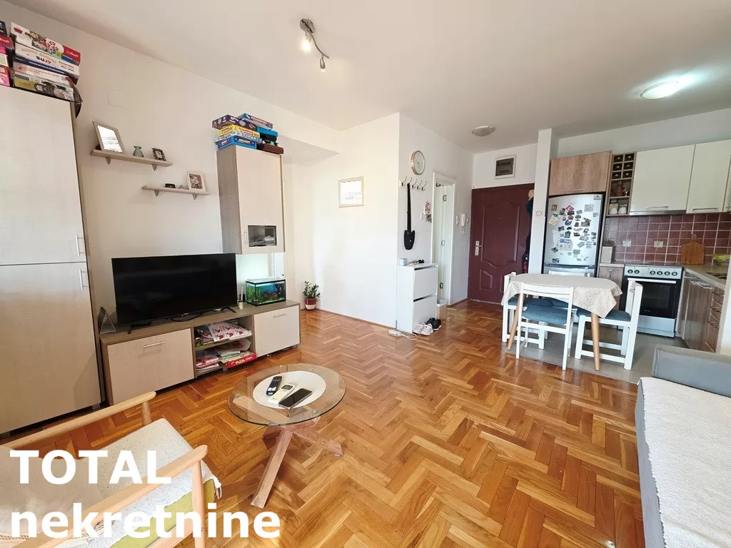 Stan,NOVI SAD,BULEVAR EVROPE,kv: 41.00, € 119000, ID: 1102824 3