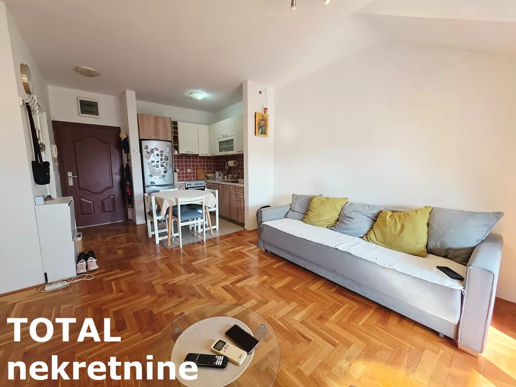Stan,NOVI SAD,BULEVAR EVROPE,kv: 41.00, € 119000, ID: 1102824 4
