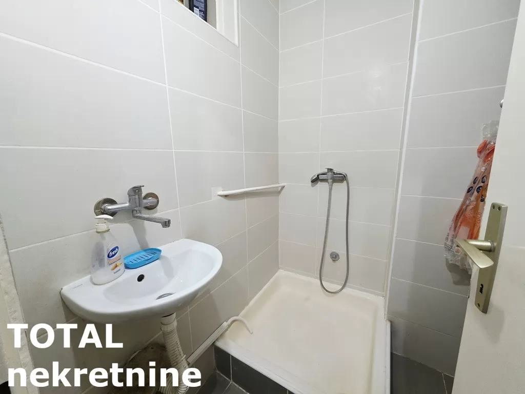 Stan,NOVI SAD,GRBAVICA,kv: 48.00, € 120000, ID: 1100388 8