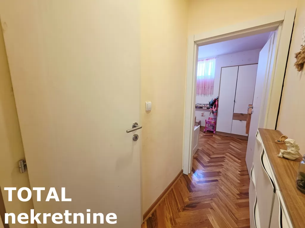 Stan,NOVI SAD,NOVA DETELINARA,kv: 72.00, € 180000, ID: 1102835 22