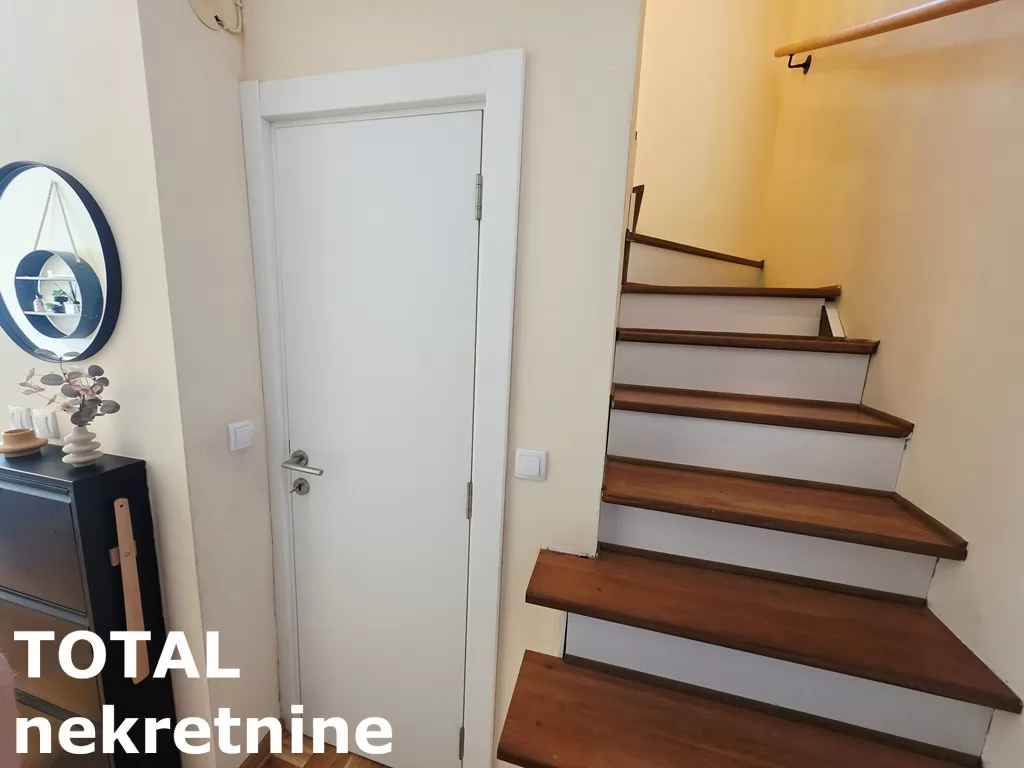 Stan,NOVI SAD,NOVA DETELINARA,kv: 72.00, € 180000, ID: 1102835 9