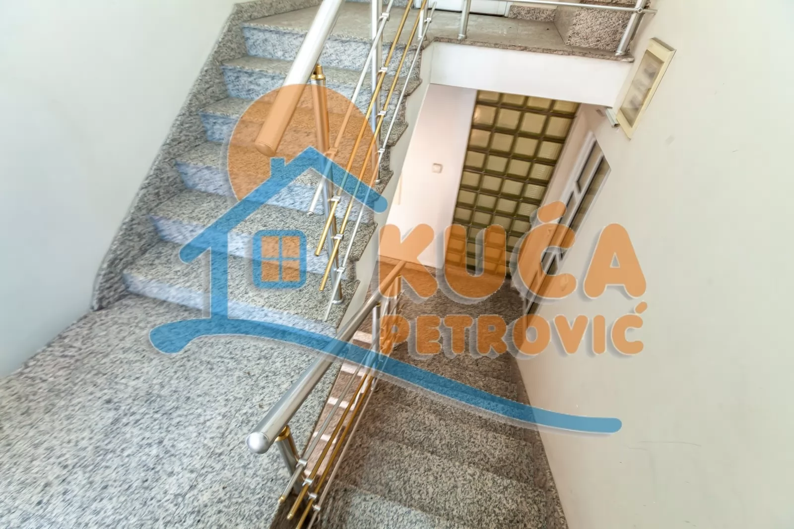 četvorosobna kuća, 730 m2, Kosovska ID: p-016891 10