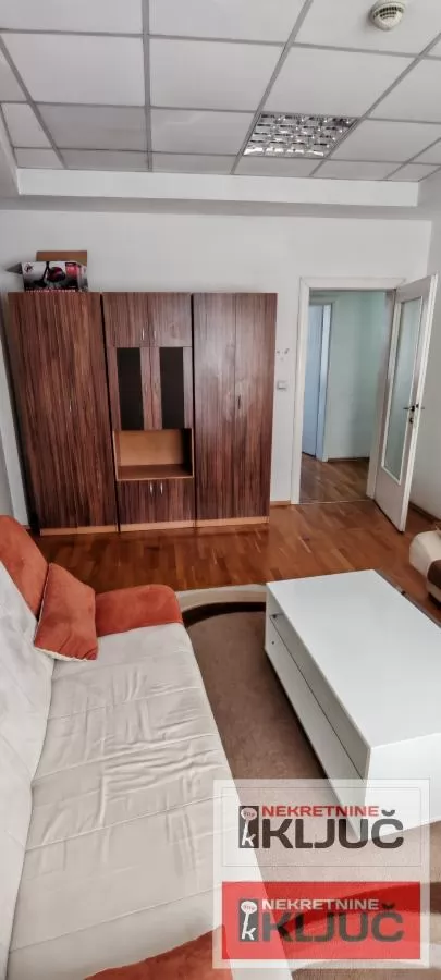Dvosoban stan 42 m² u centru Novog Sada, 5. sprat 3