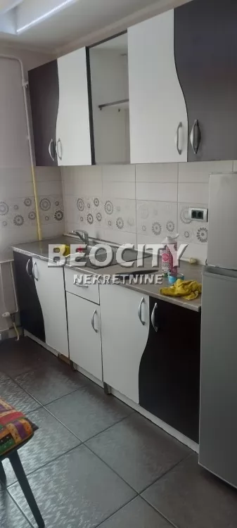 Jednosoban stan, 35 m2, Vračar, Bulevar oslobođenja ID: 133691 3